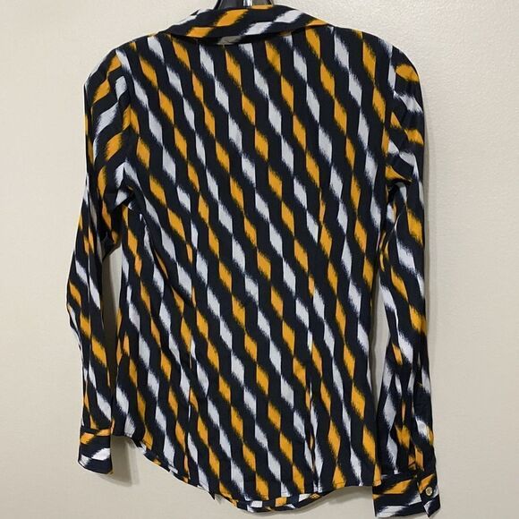 EUC Michael Kors Button Down Blouse - Picture 4 of 4